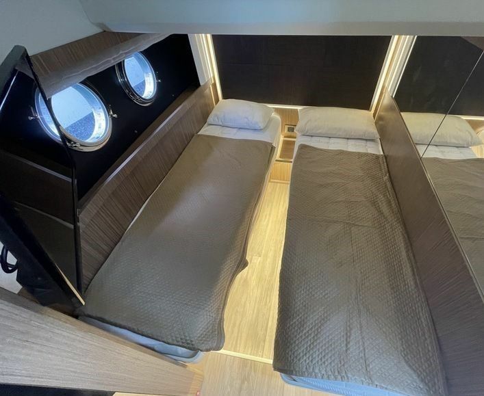 Absolute 52 Fly | Oxygen