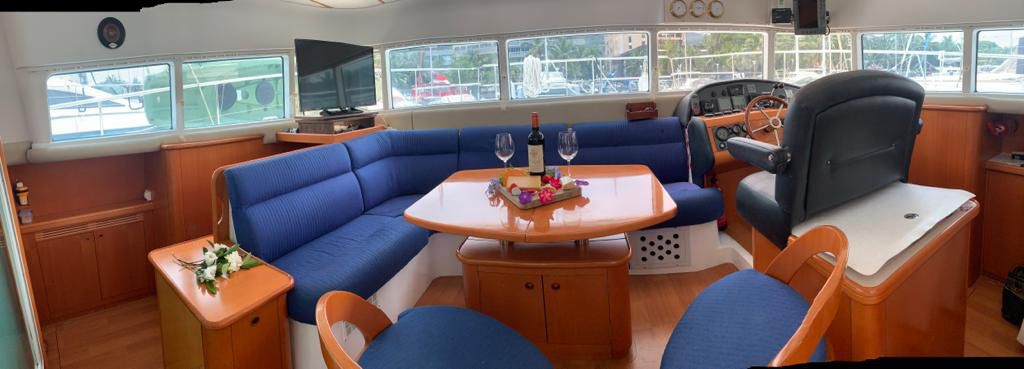 Lagoon Power 43 | Migaloo