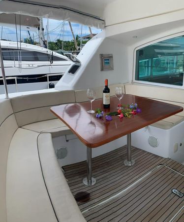 Lagoon Power 43 | Migaloo