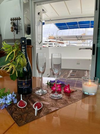 Lagoon Power 43 | Migaloo