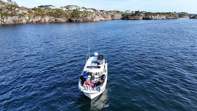 Quicksilver 905 | 17