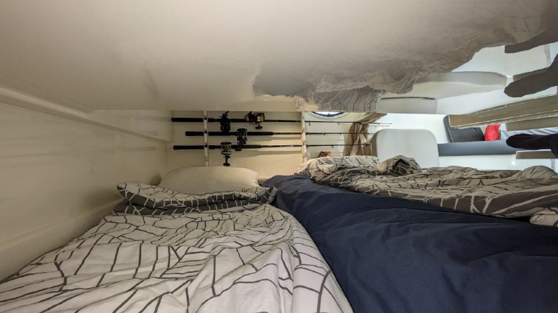 Quicksilver 905 | 17