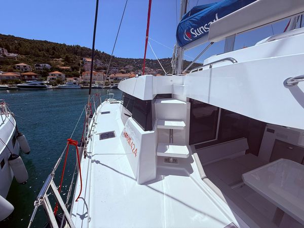 Leopard 42 | Moorings 24