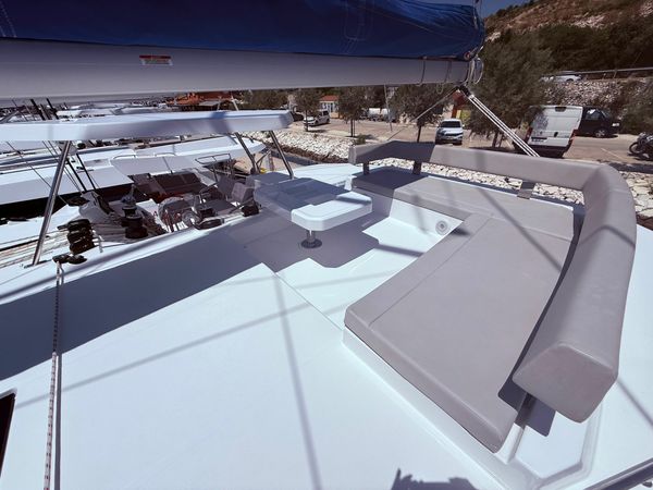 Leopard 42 | Moorings 24