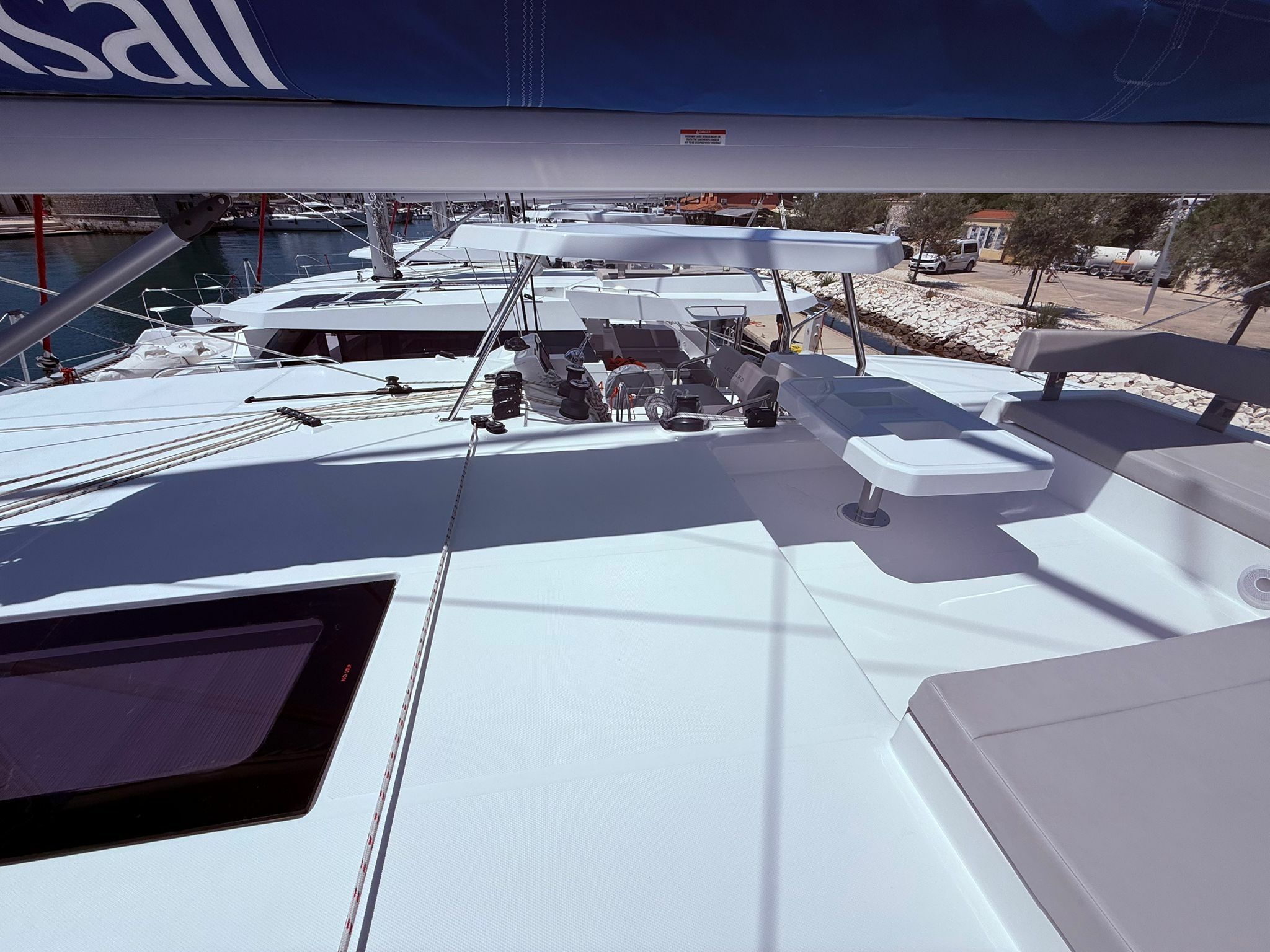 Leopard 42 | Moorings 24