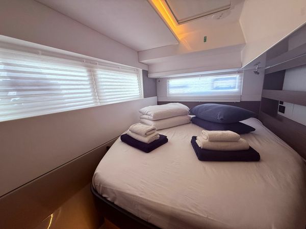 Leopard 42 | Moorings 24