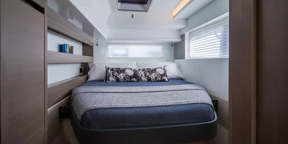 Leopard 42 | Moorings 25