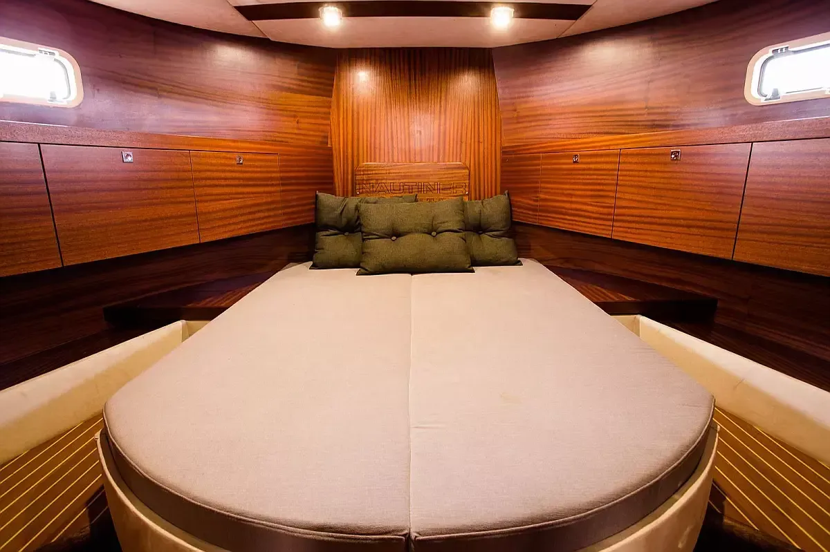Nautiner Yachts 40.2 | Aft 2
