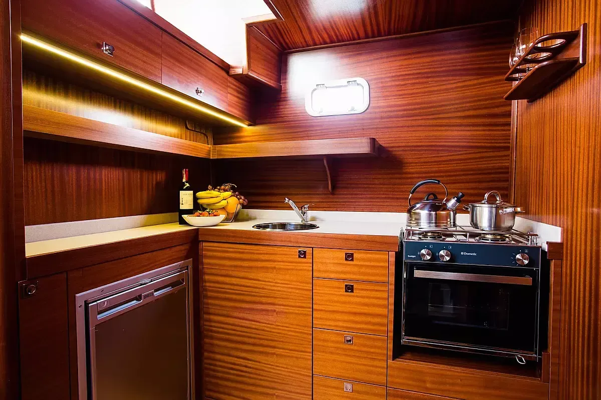 Nautiner Yachts 40.2 | Aft 2