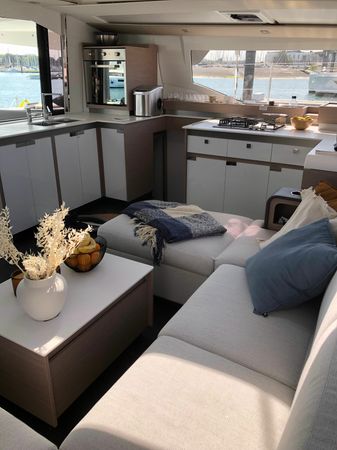Fountaine Pajot Elba 45 | Dreamcatcher