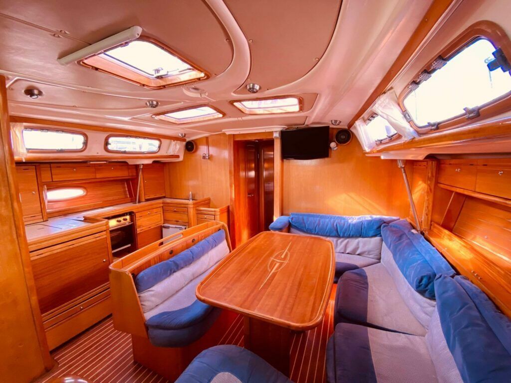 Bavaria Cruiser 46 | Fox