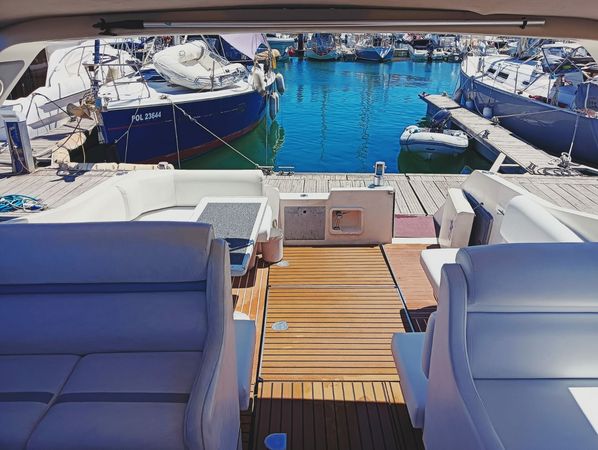 Cranchi 40 | Starfish Bluechip