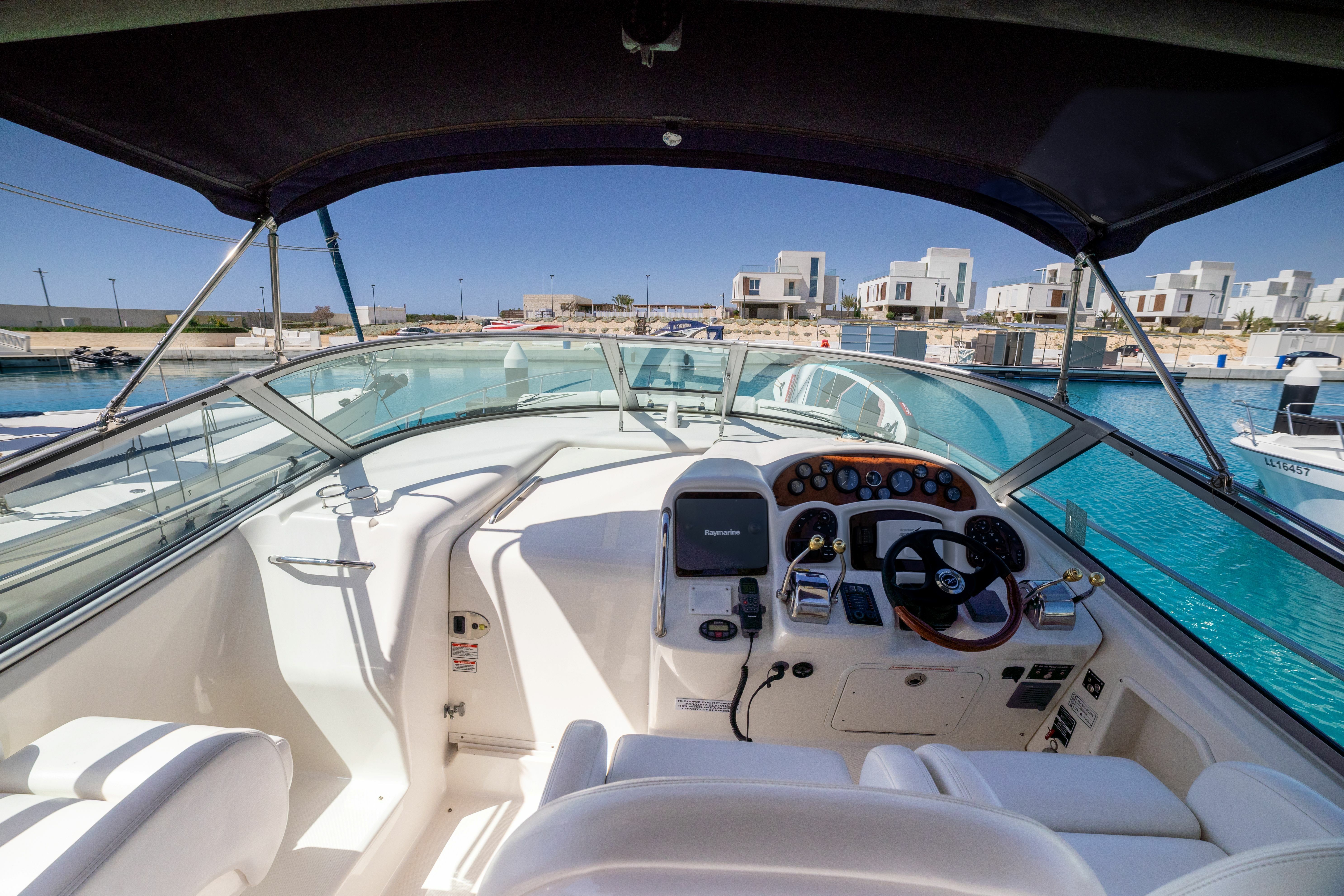 Sea Ray 375 | Captain Vasilis