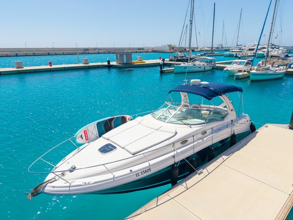 Sea Ray 375 | Captain Vasilis