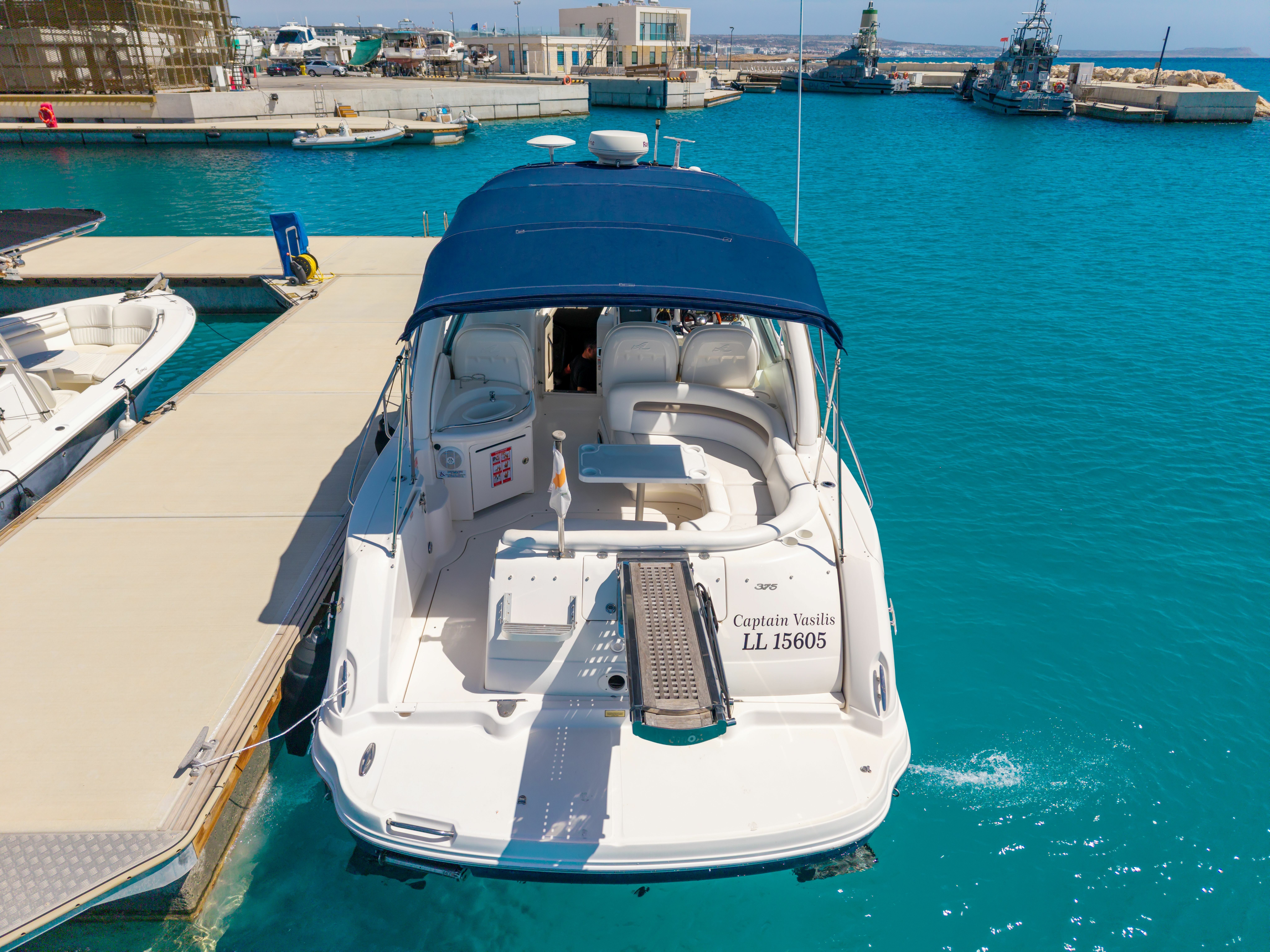 Sea Ray 375 | Captain Vasilis