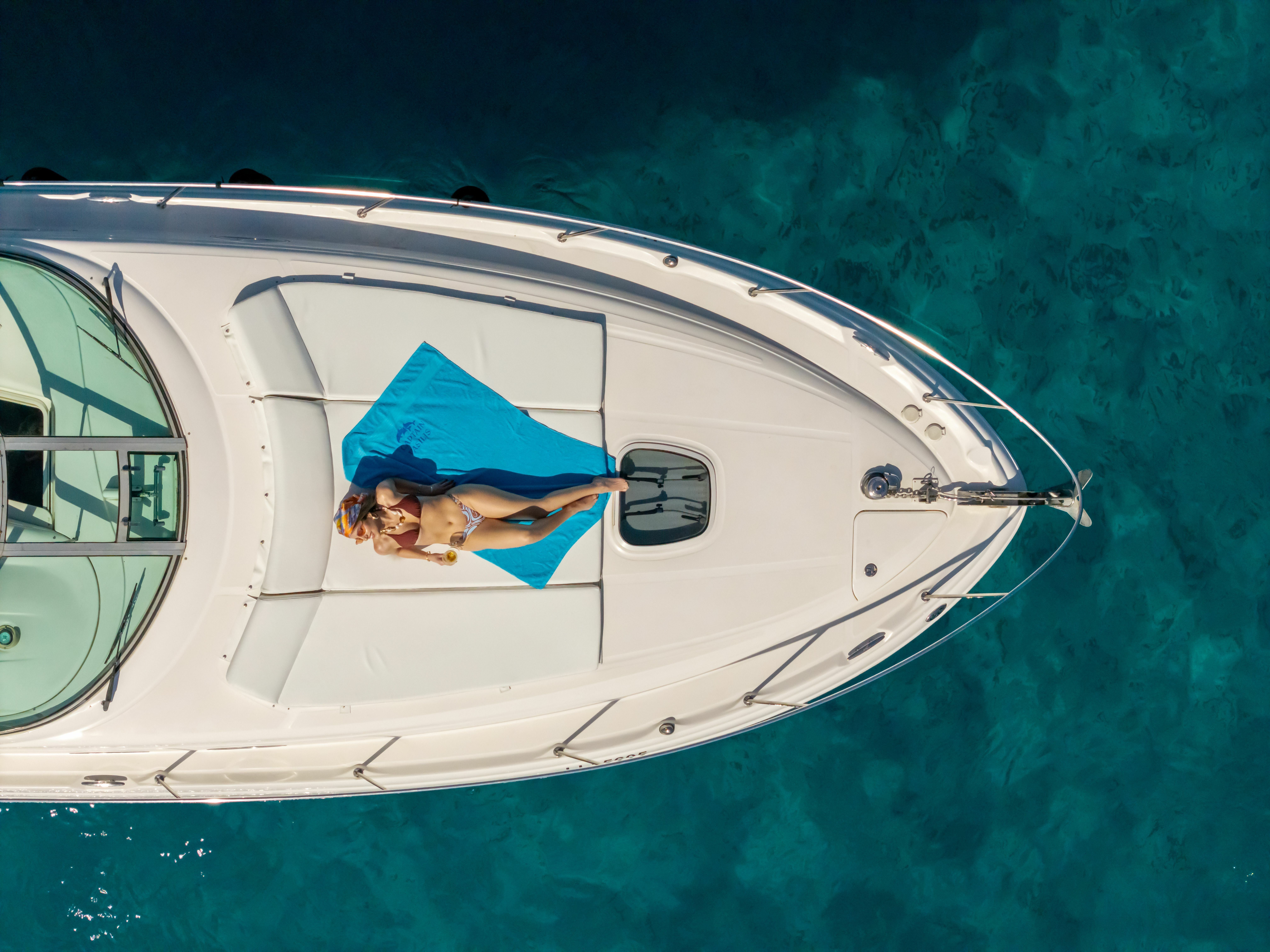 Sea Ray 375 | Captain Vasilis