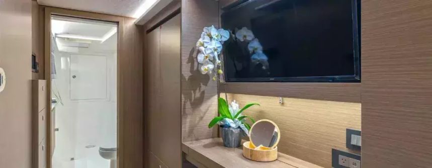 Leopard 40 | Moorings 25