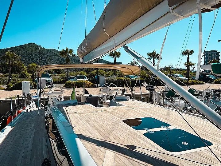 Solaris 50 | Never Quiet