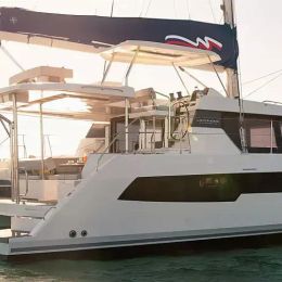 Leopard 42 | Moorings 25
