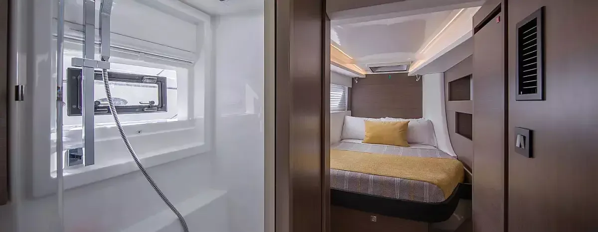 Leopard 42 | Moorings 25