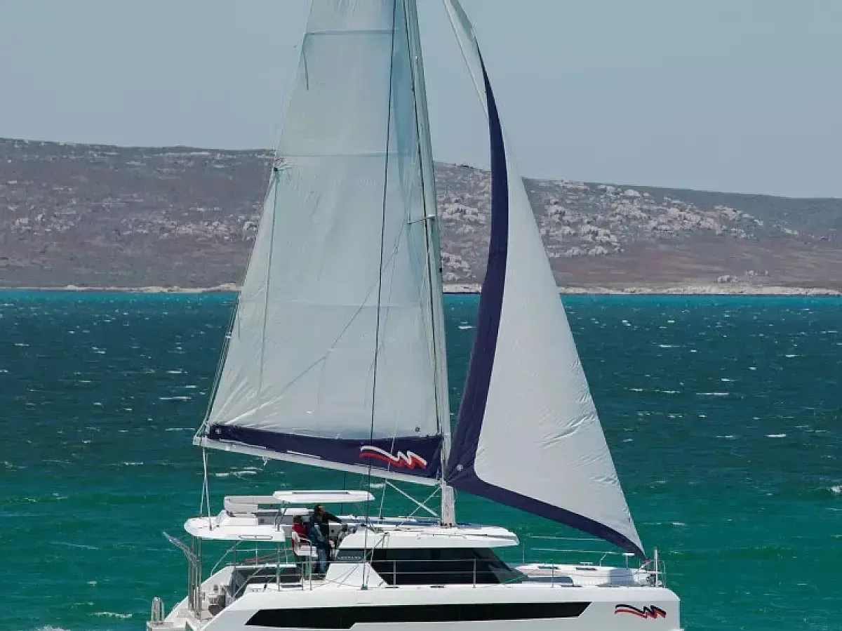 Leopard 42 | Moorings 25