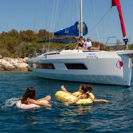 Dufour 44 | Moorings 25