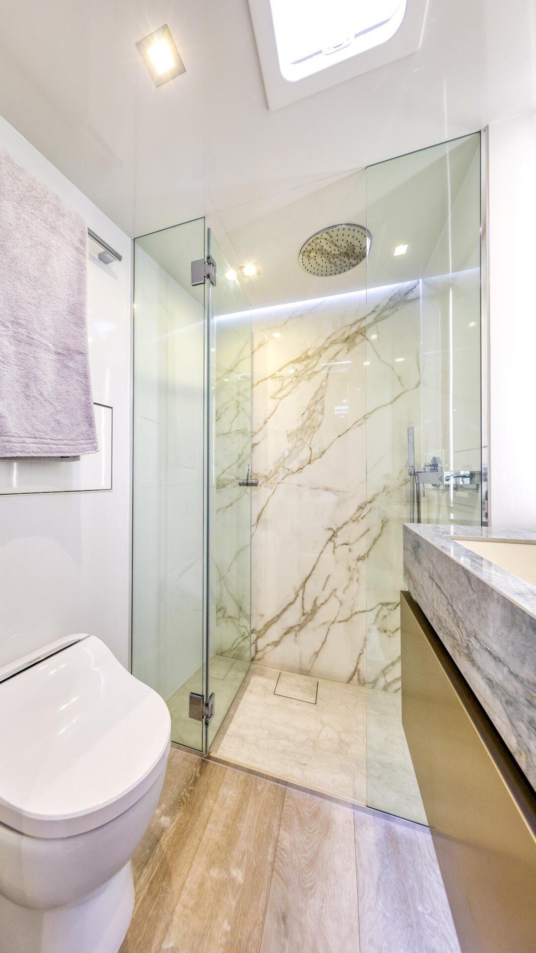 Sunreef 80 | Honeybird