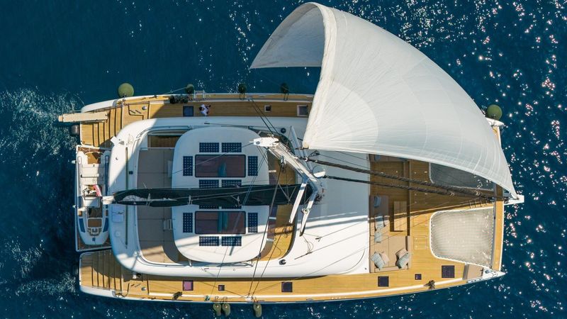 Sunreef 80 | Honeybird