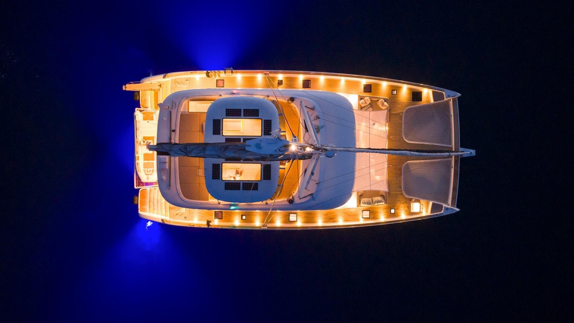 Sunreef 80 | Honeybird