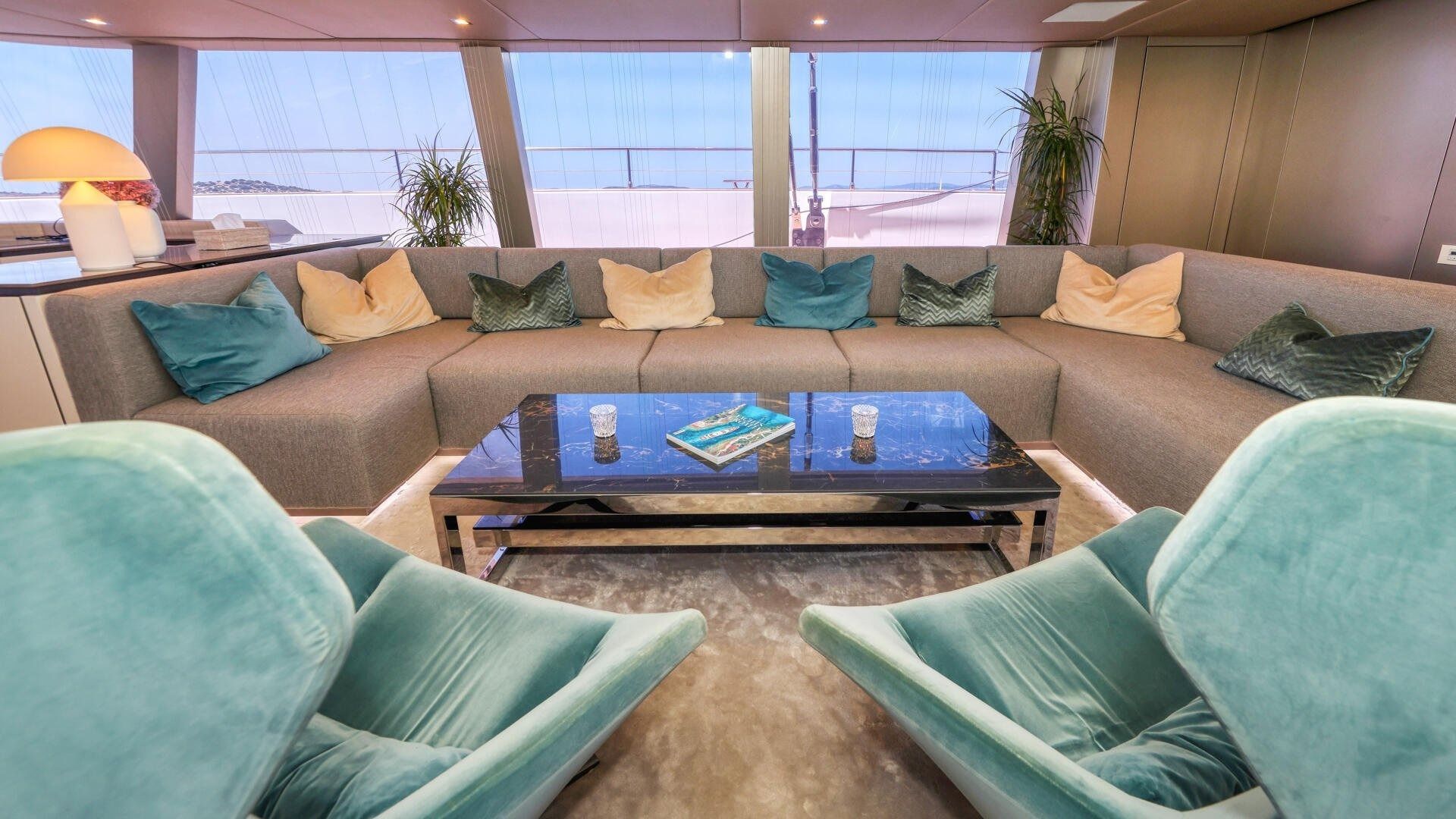 Sunreef 80 | Honeybird