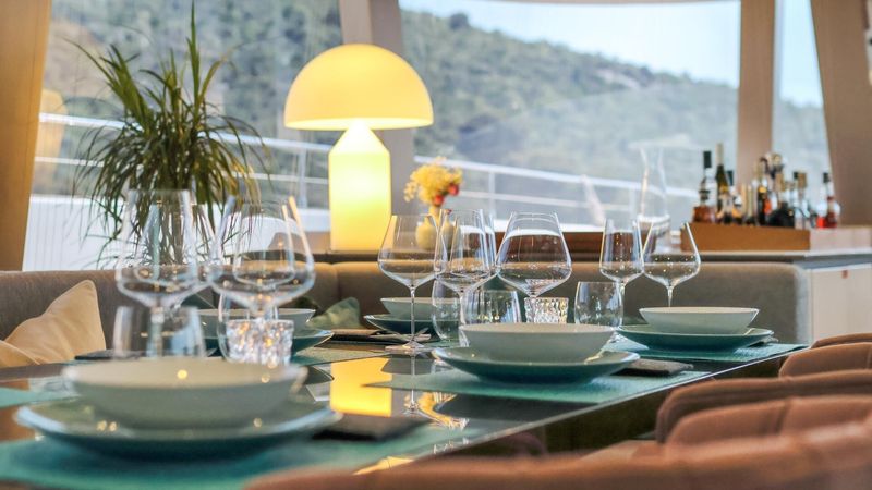 Sunreef 80 | Honeybird