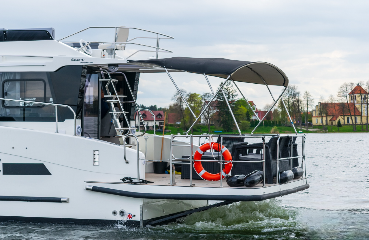 Cobra Yachts 40 | Carmelia