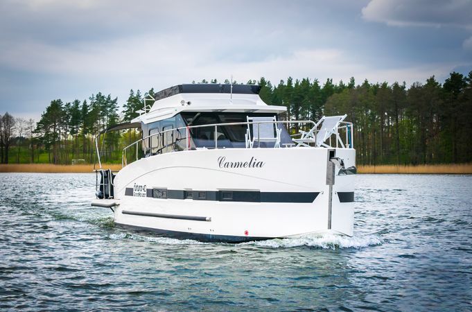 Cobra Yachts 40 | Carmelia