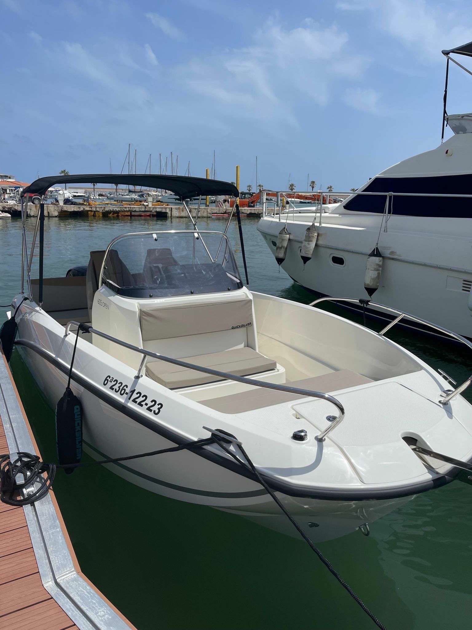 Quicksilver 605 Activ | Oli