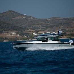 Axopar SC Brabus Line 37 | Emerald