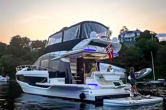 Galeon 440 Fly | Galeon