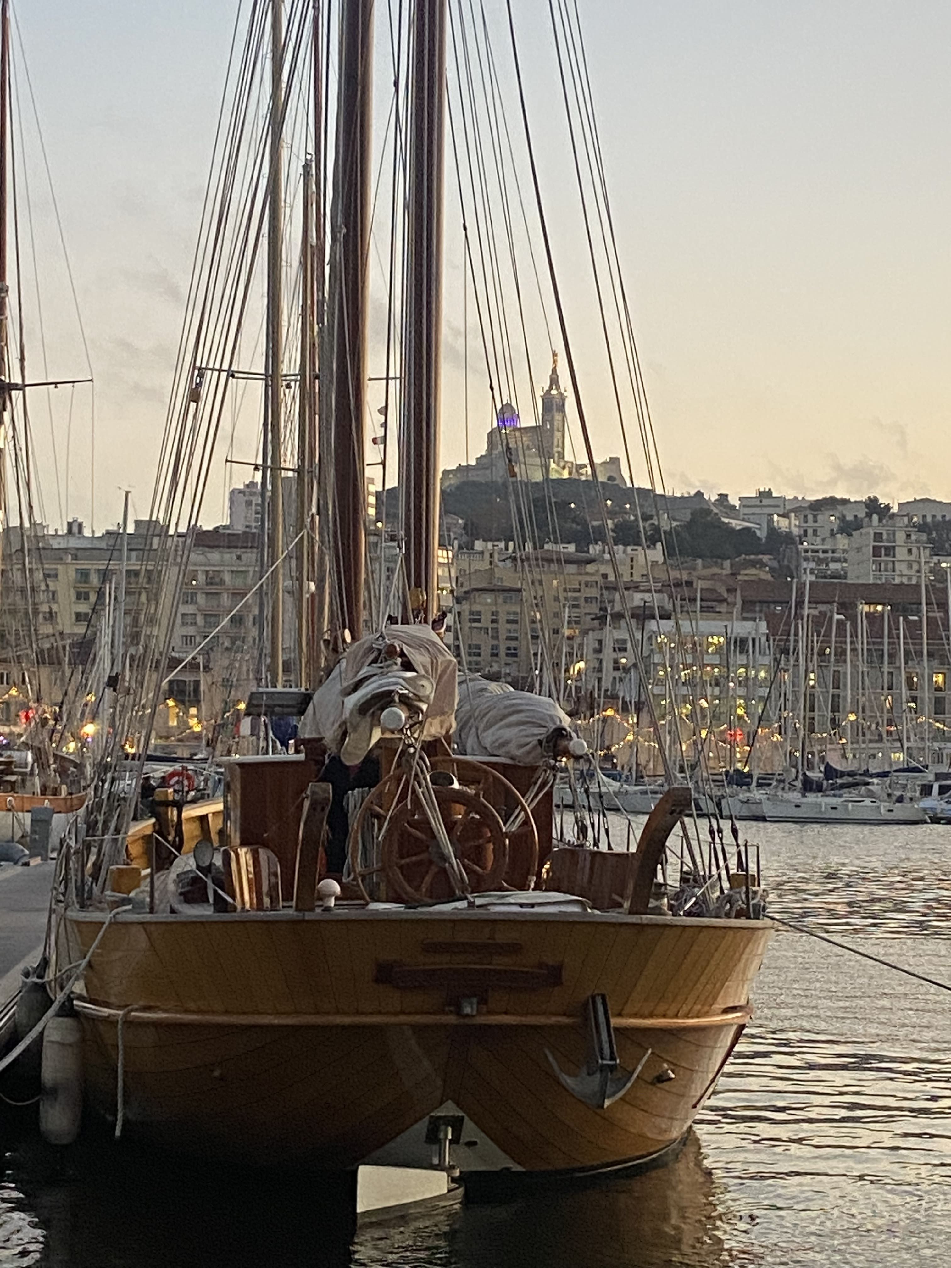 Custom Built 53 | Bruine Beer