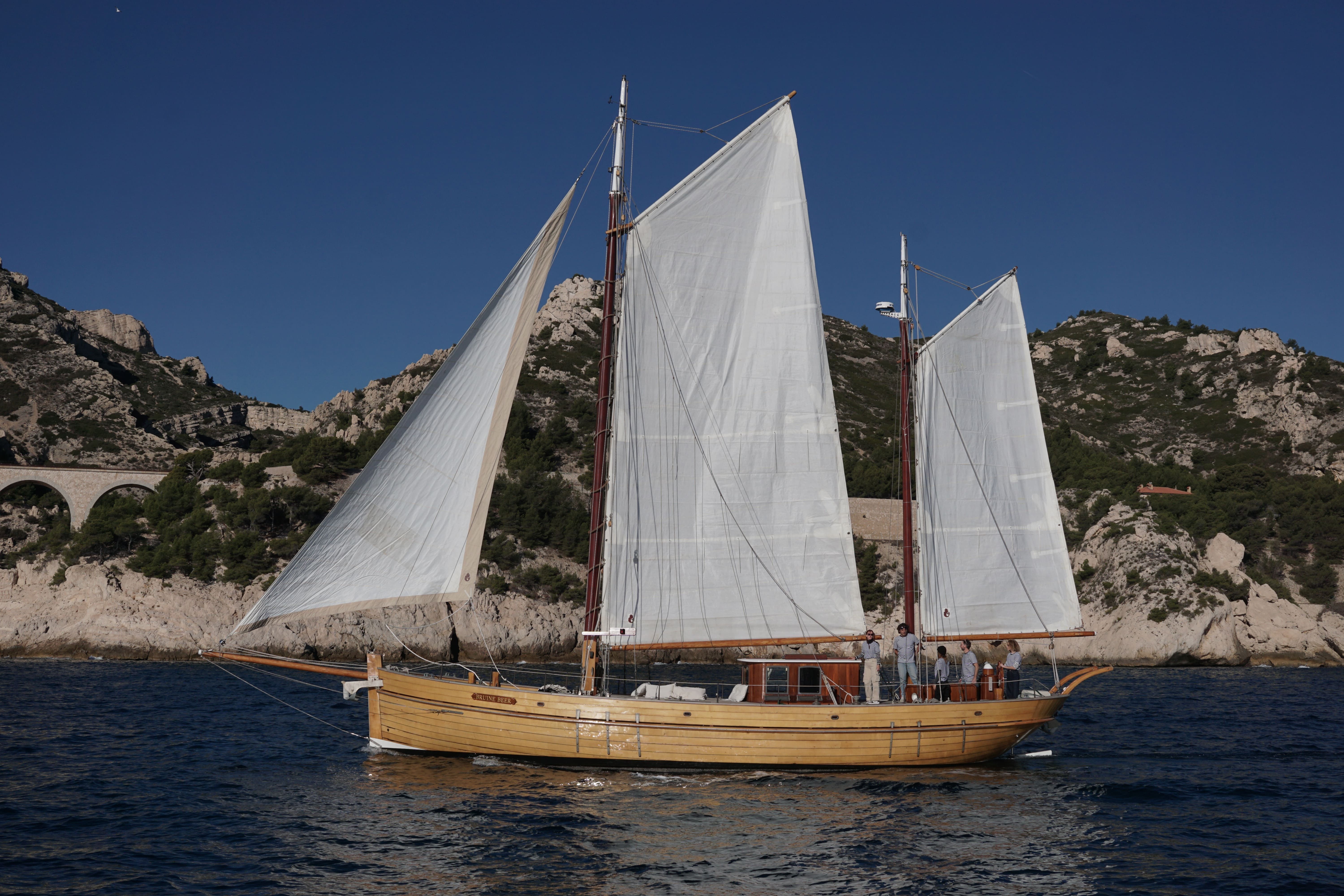 Custom Built 53 | Bruine Beer