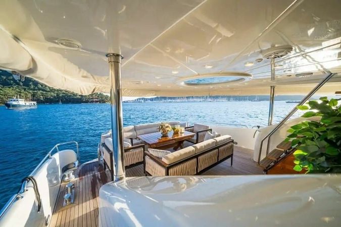 Custom Built 95 | Viva