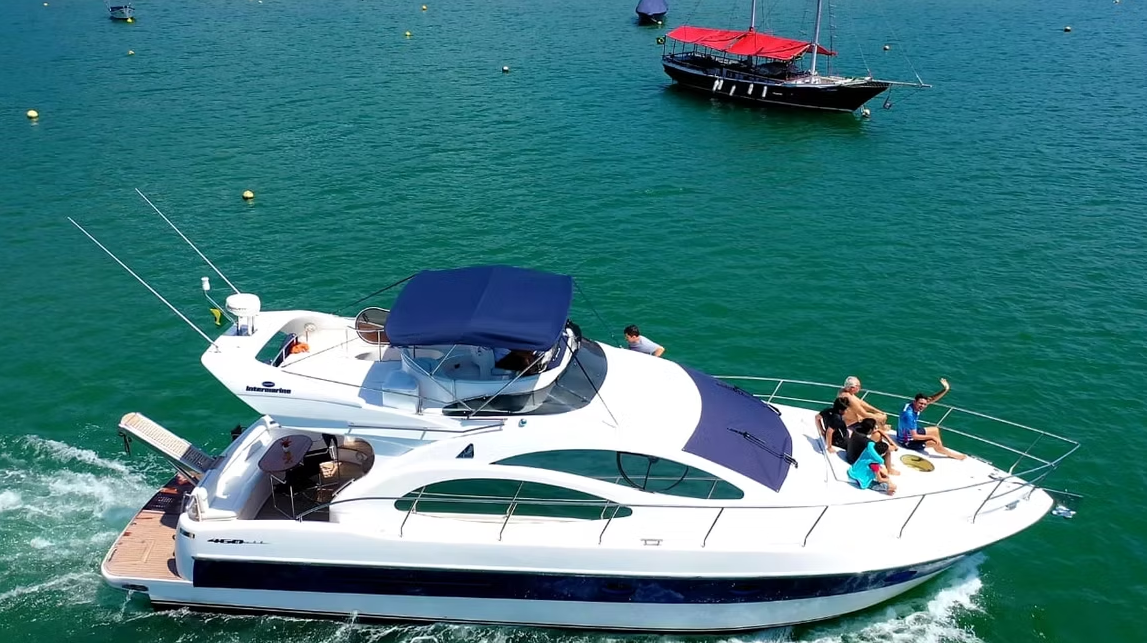 Azimut 46 | Albacora 8