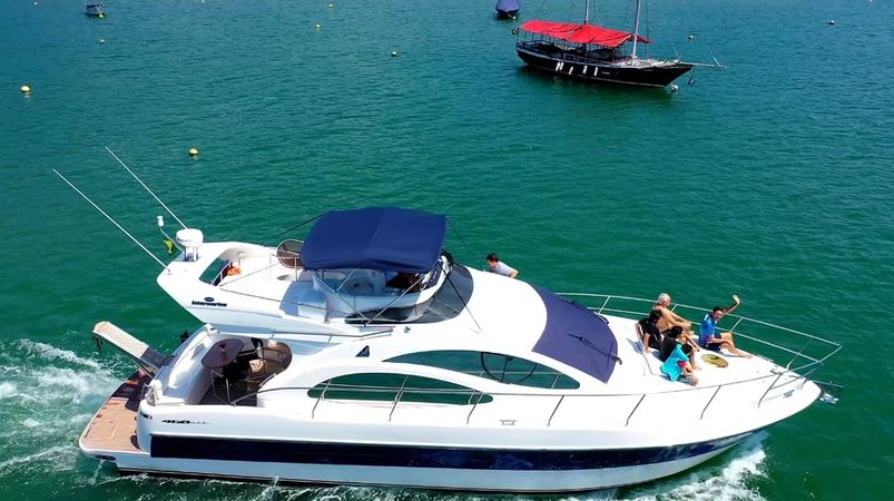 Azimut 46 | Albacora 8