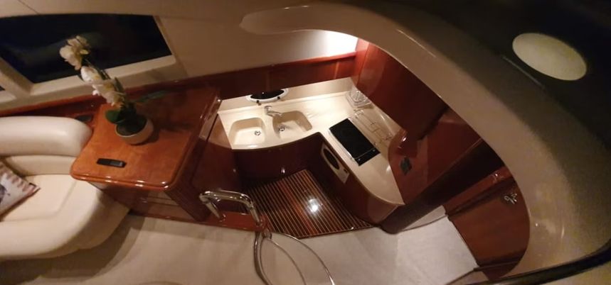 Azimut 46 | Albacora 8