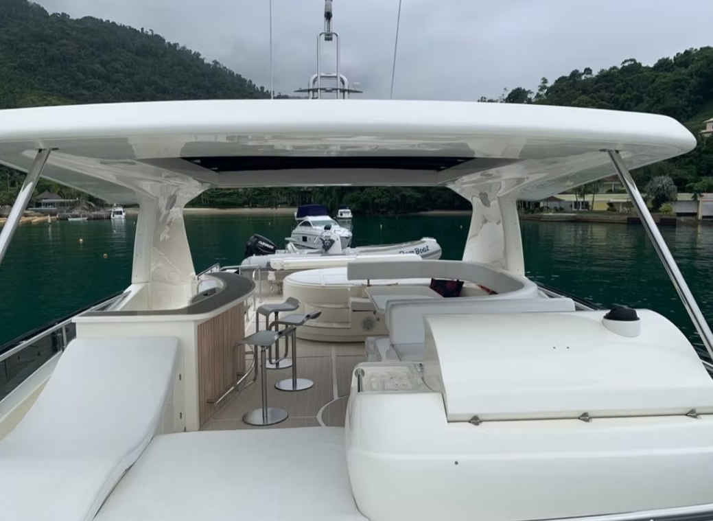 Ferretti 88 | Prince