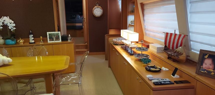 Ferretti 88 | Prince