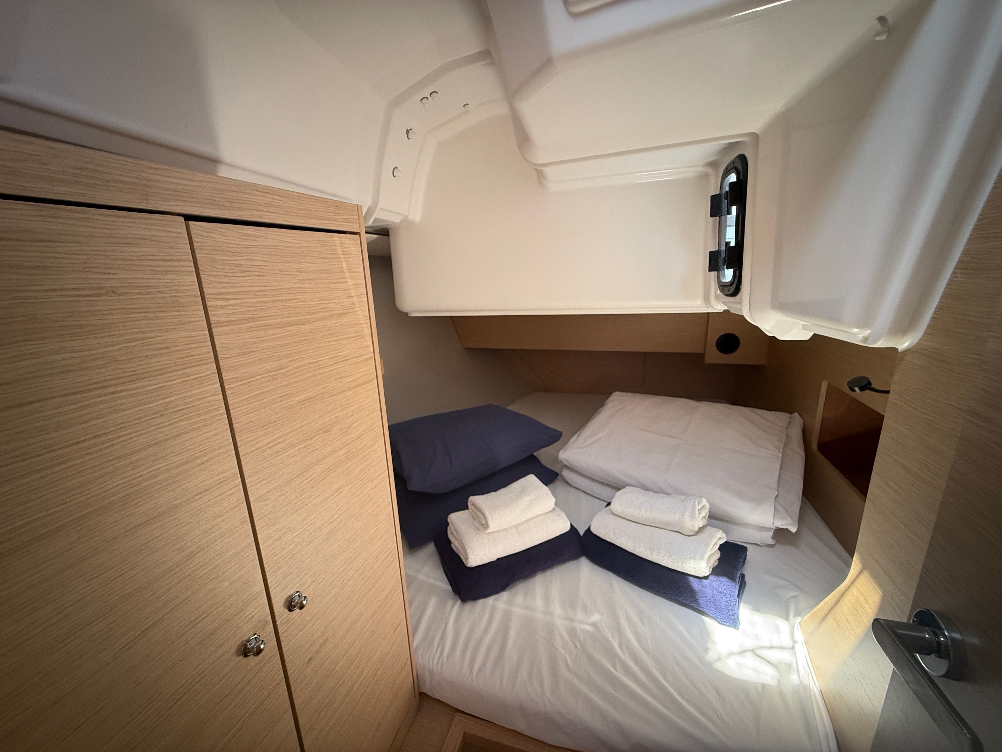 Dufour 37 | Sunsail 25