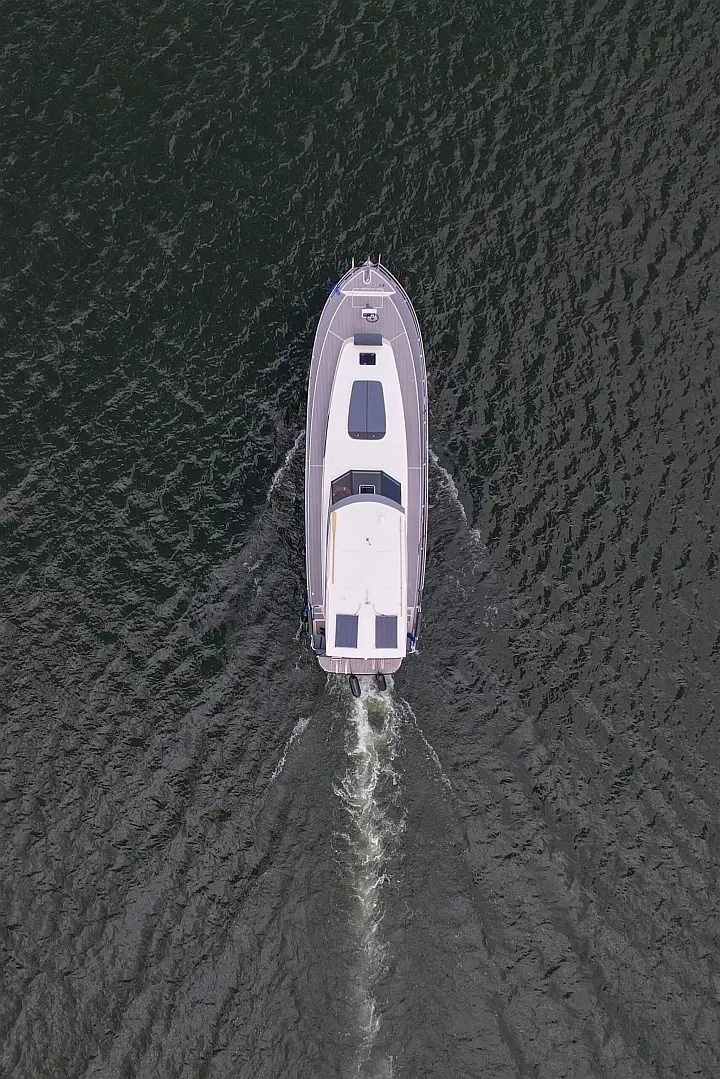 Nautica 1300 | Royal