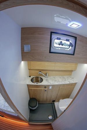 Nautica 1300 | Royal