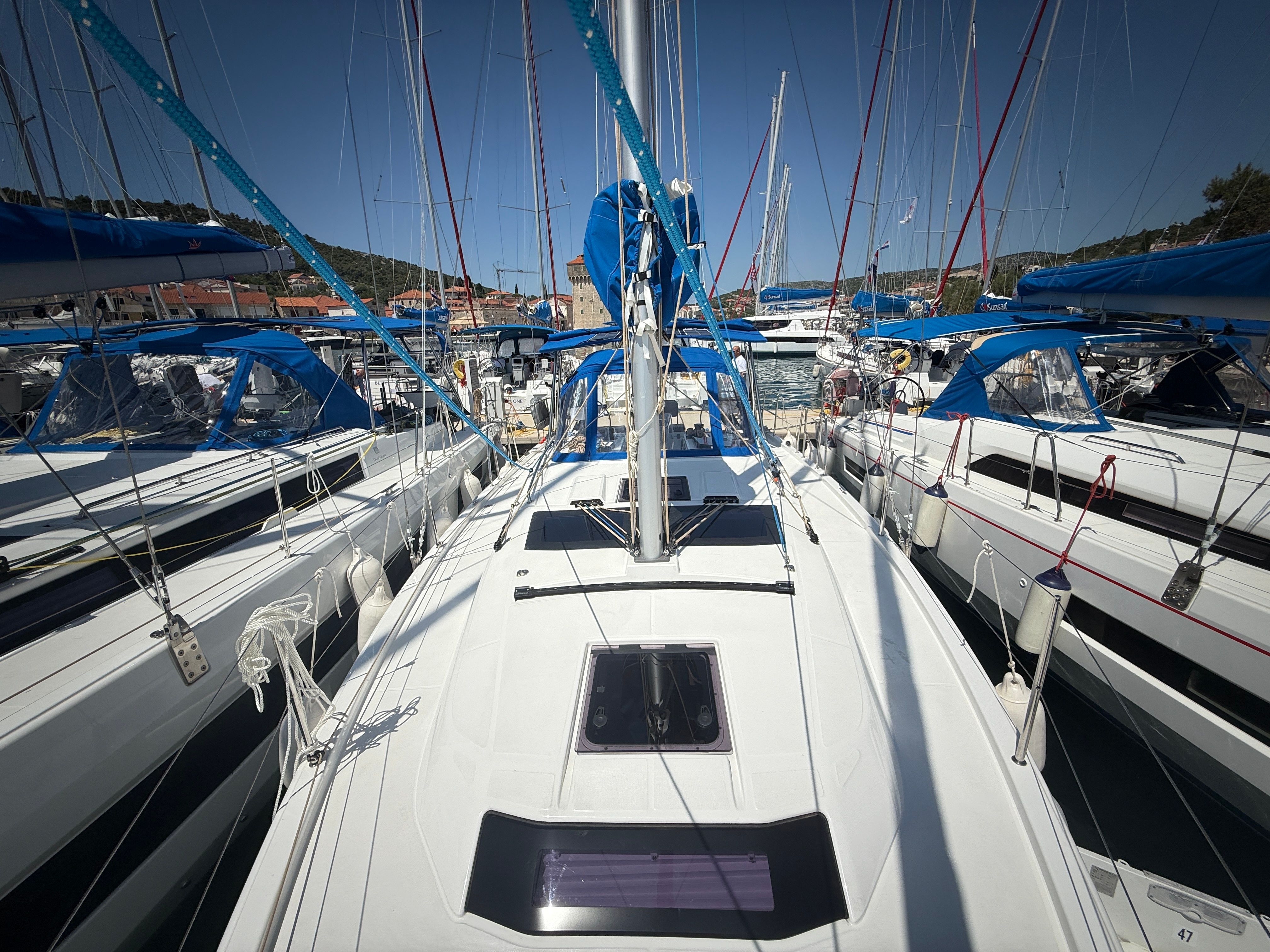 Dufour 37 | Sunsail 25