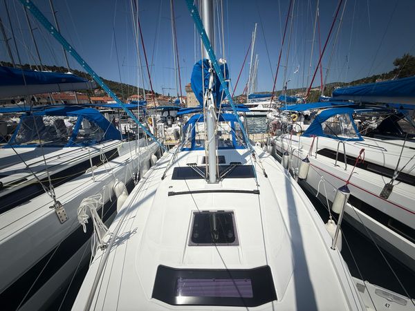 Dufour 37 | Sunsail 25