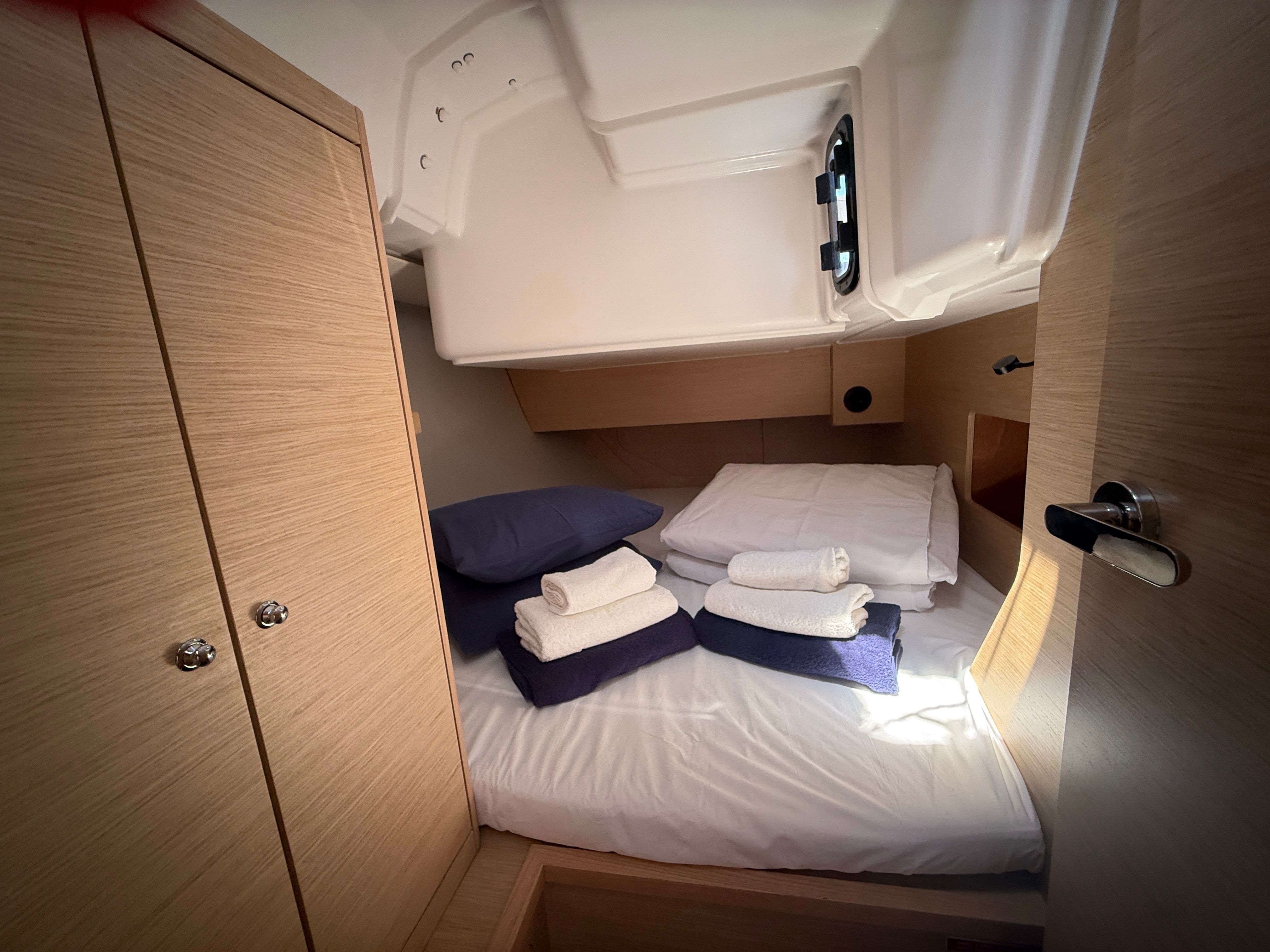 Dufour 37 | Sunsail 25